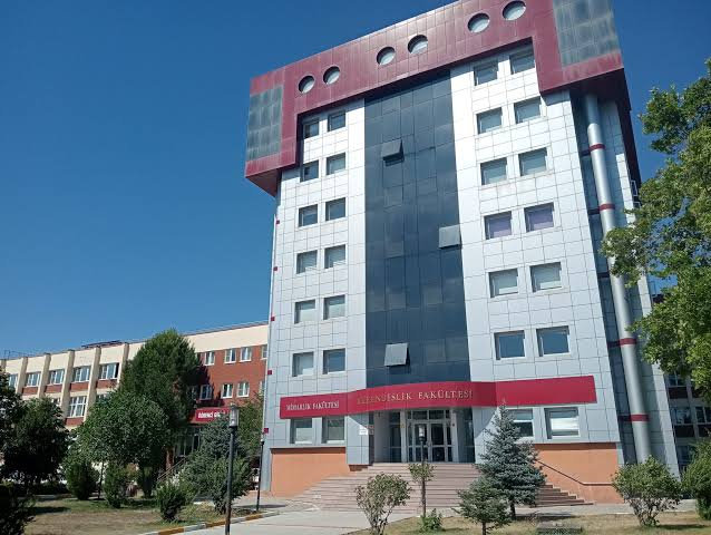 Balıkesir Üniversitesi Mühendislik Fakültesi